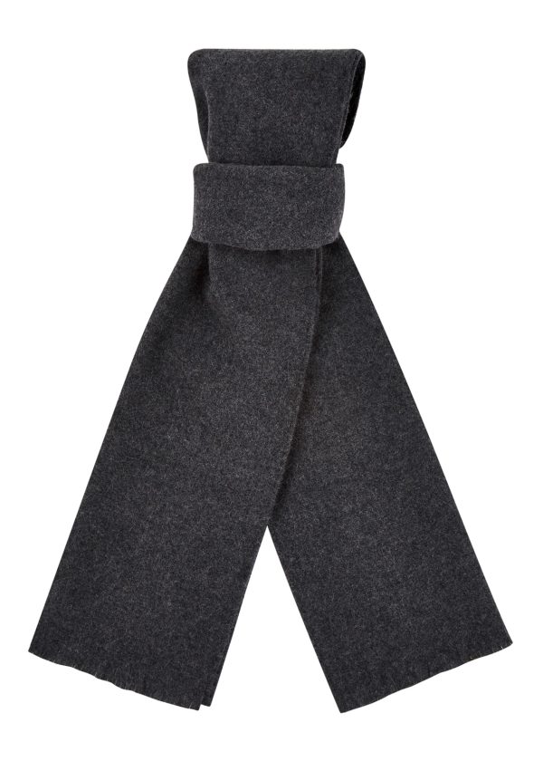 A warm and cosy Roderick Charles lambswool scarf in dark grey