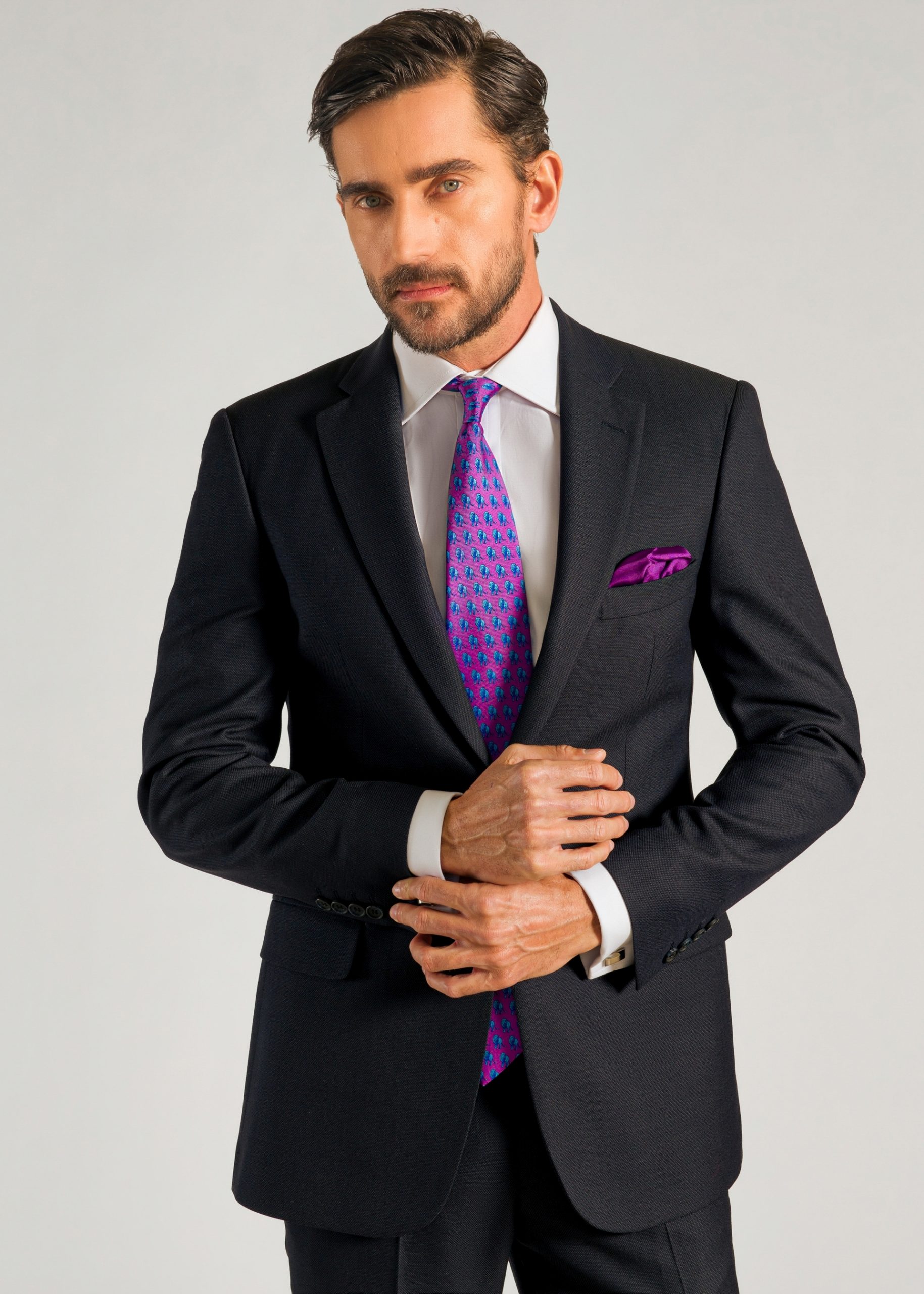 Tailored fit navy birdseye mens suit with straight pockets