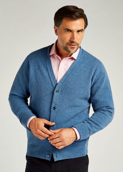 Roderick Charles lambswool cardigan with three button front in Clyde
