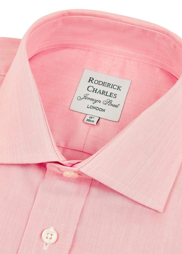 Men's pink classic fit shirt with a semi cut away collar