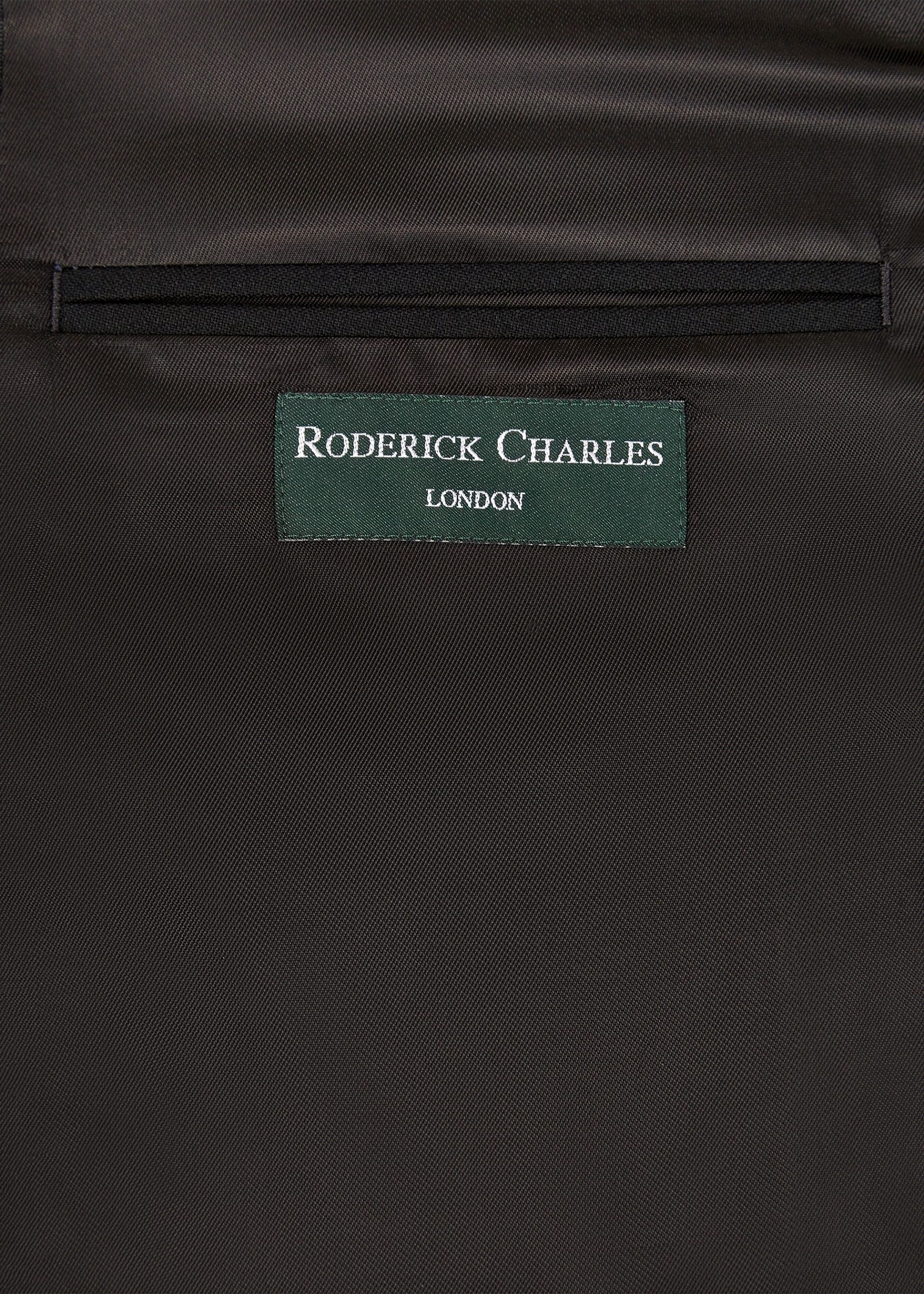 Roderick Charles formal wear dinner suit in black