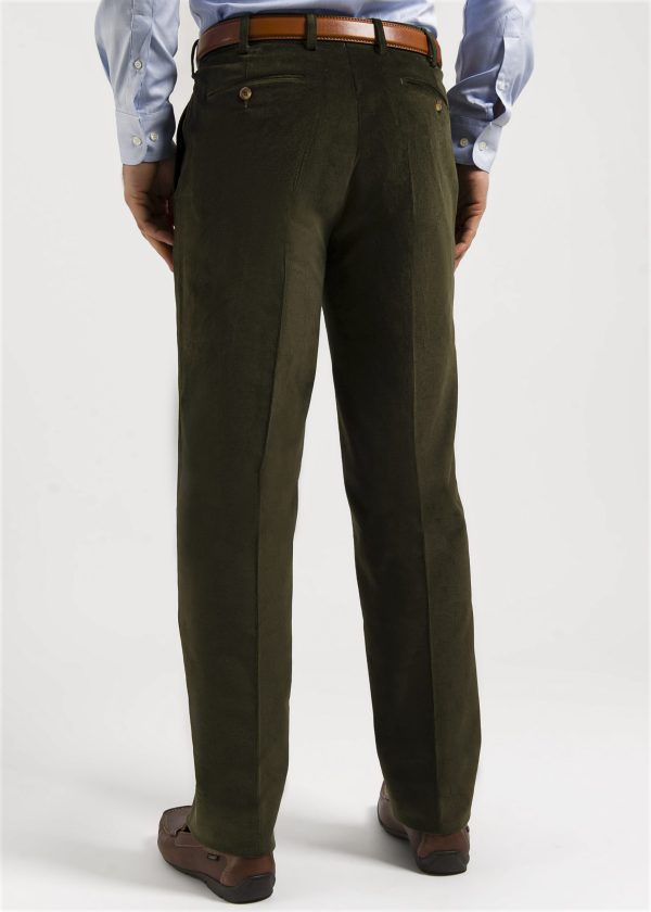 Men's trousers in a needlecord olive green