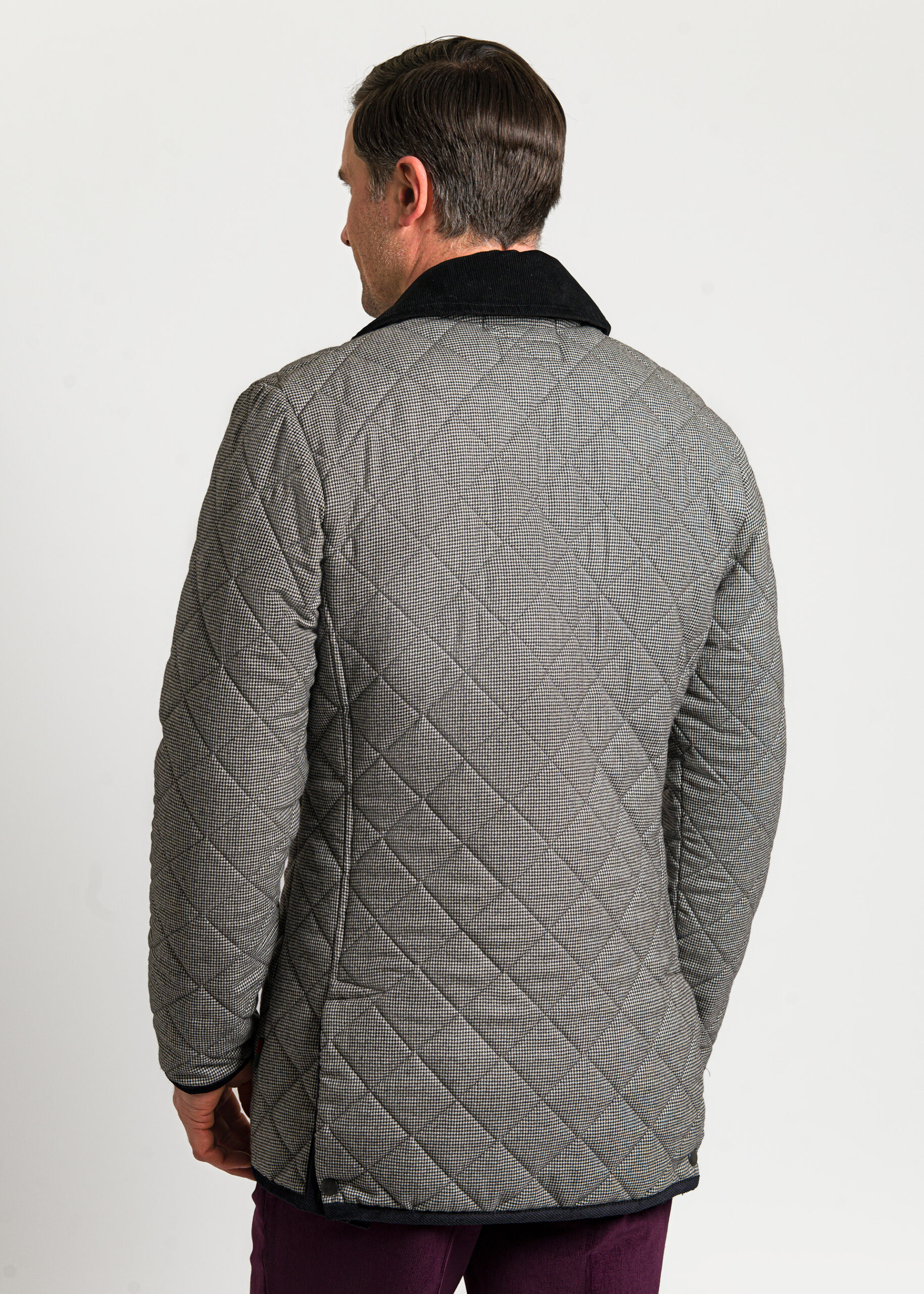 Mens-Quilted-smart-casual-jacket-in-grey